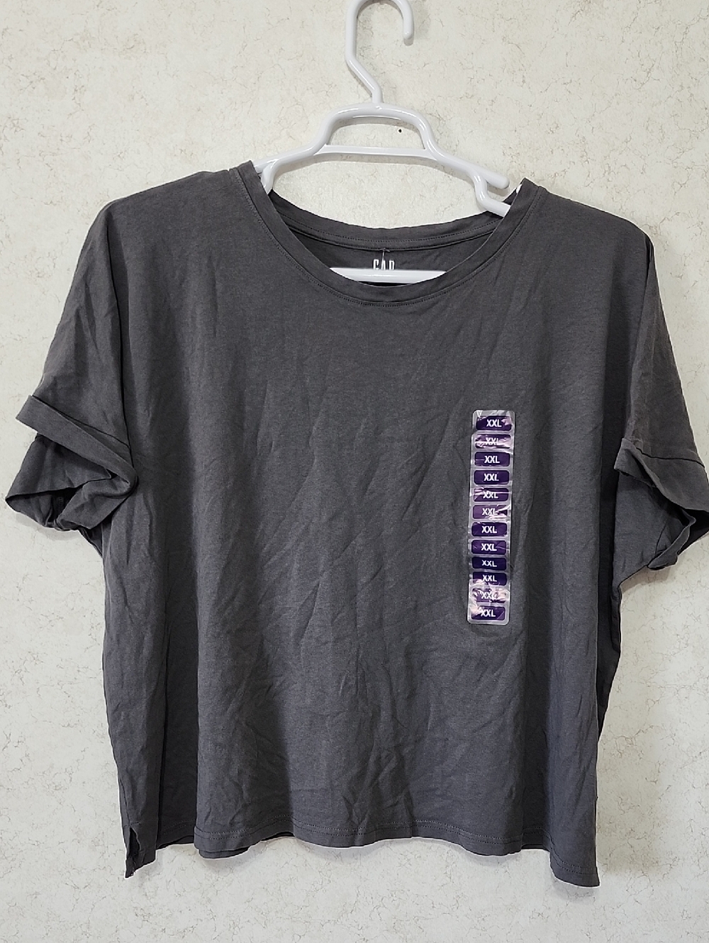 Short-Sleeve Boxy Cut Semi Crop T-Shirt in Charcoal Gray Washed Fashion Tee